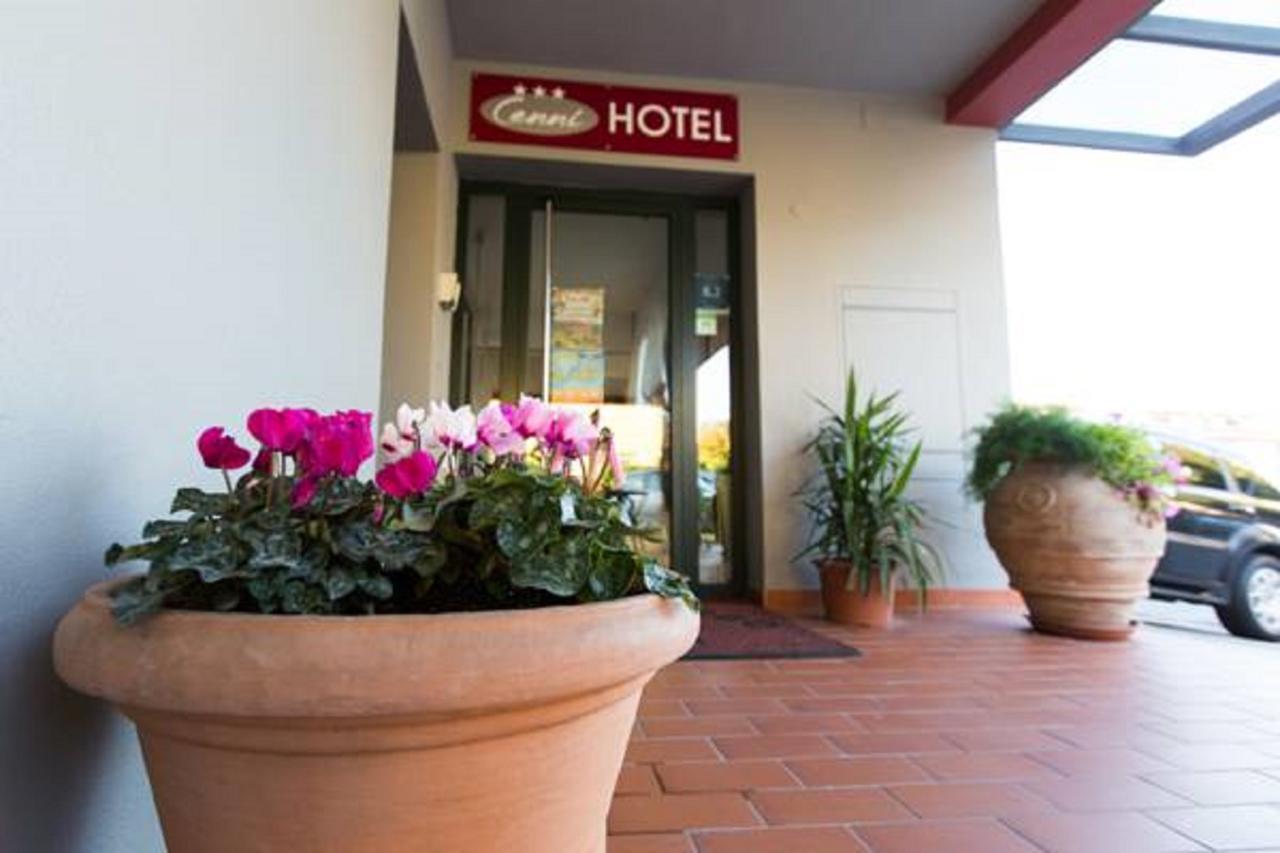 Cenni Hotel 3*