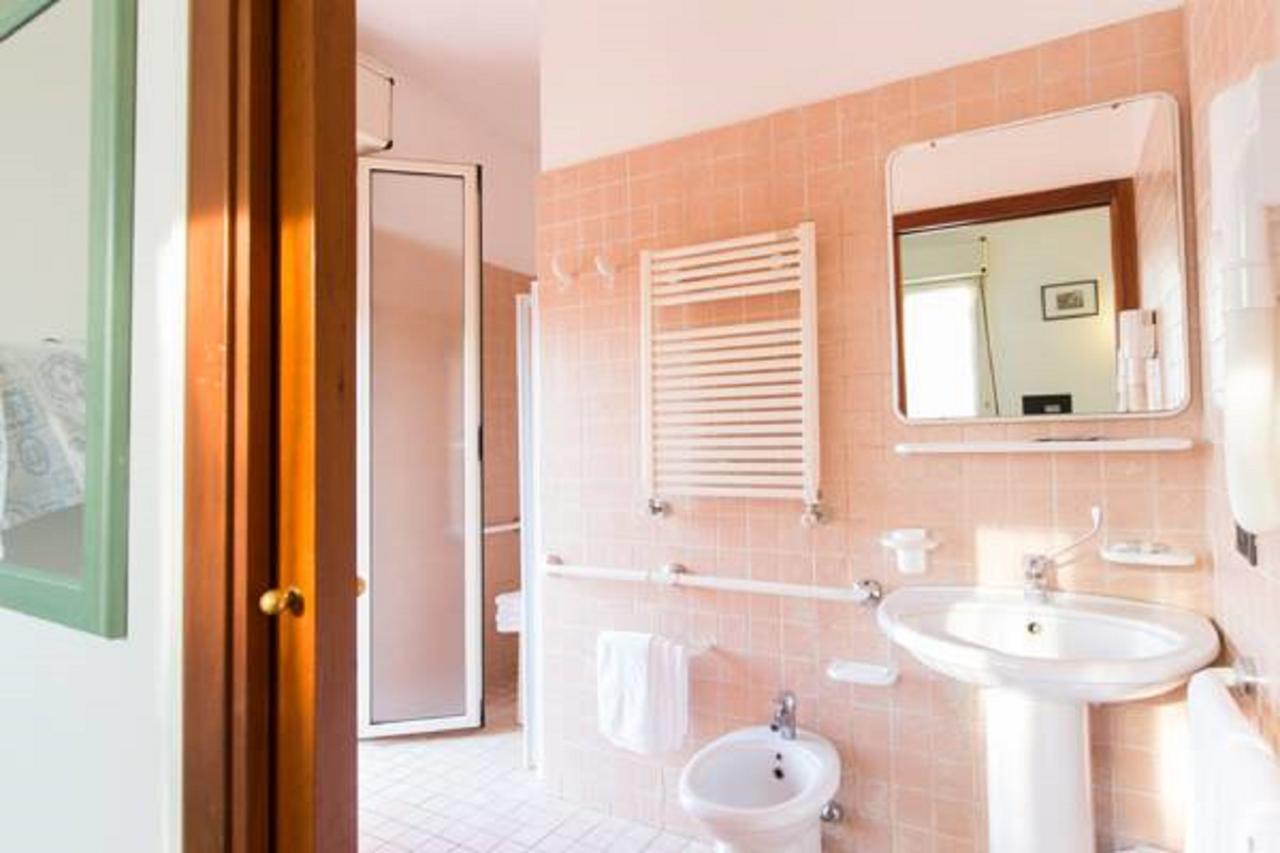 Cenni Hotel 3*